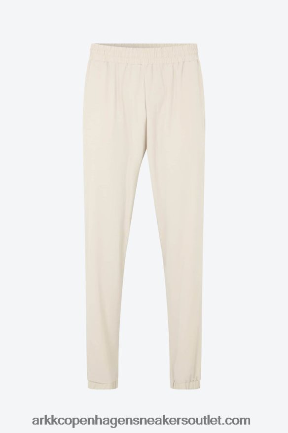 Z8HT4P283 ARKK Copenhagen παντελόνι βασικής τεχνολογίας άσπρη ελιά